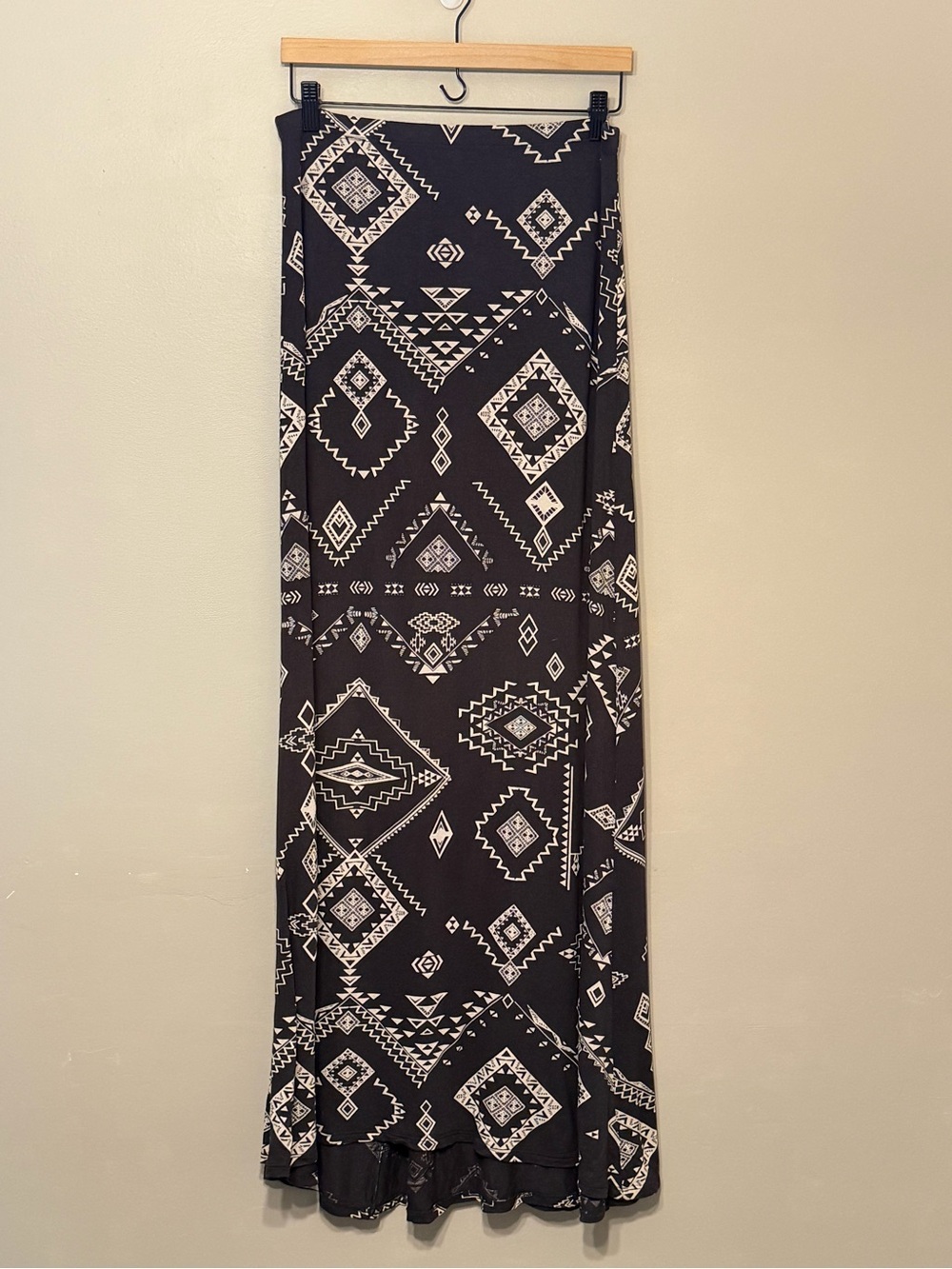 Billabong Tribal Geometric Printed Strapless Maxi Dress Size Large Black Cream